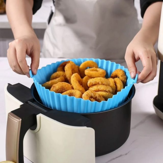 Silicone Air Fryer Liners – Reusable & Easy to Clean ( Comes as a Pair )